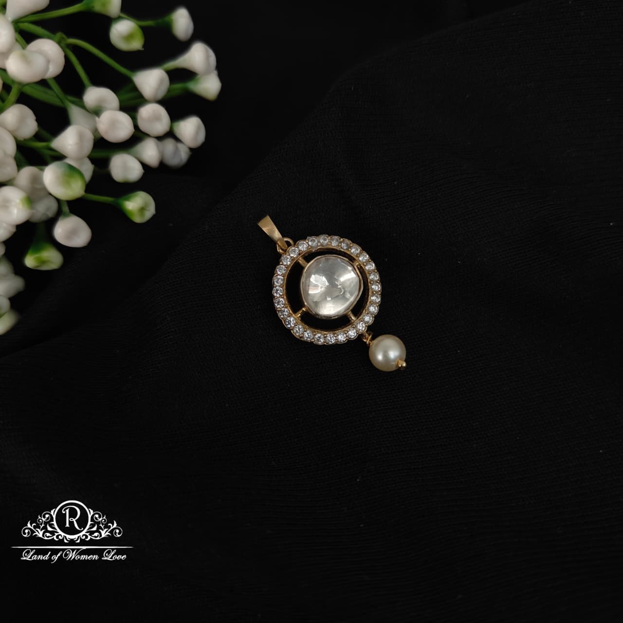 92.5 silver simple and cute locket 92.5 silver ramala jewelry / ramala collections