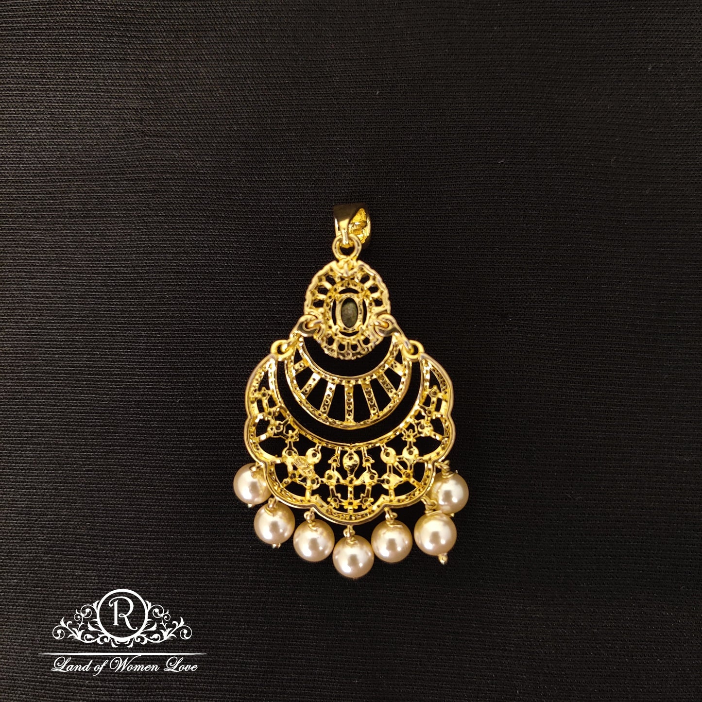 Diamond finishing Silver Locket-RC85-90CP025