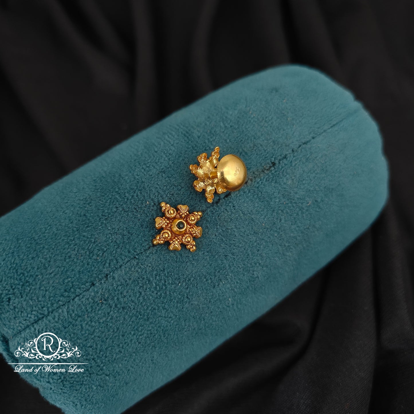 92.5 Silver small earrings-RCJR915