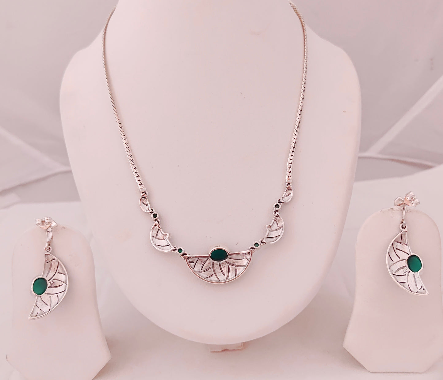 Silver necklace beautiful design -RCG058