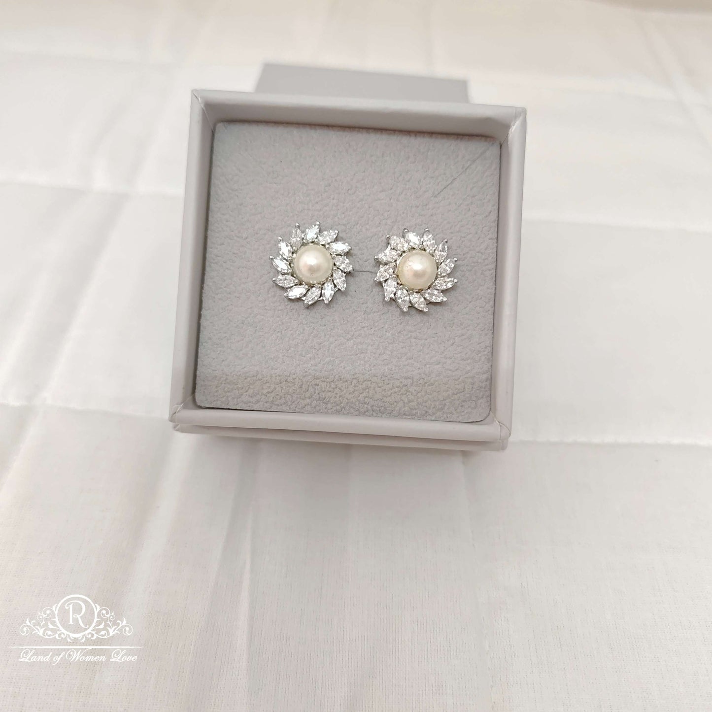 Silver Swarovski Pearl CZ- Stones Stud Earrings-RCES41