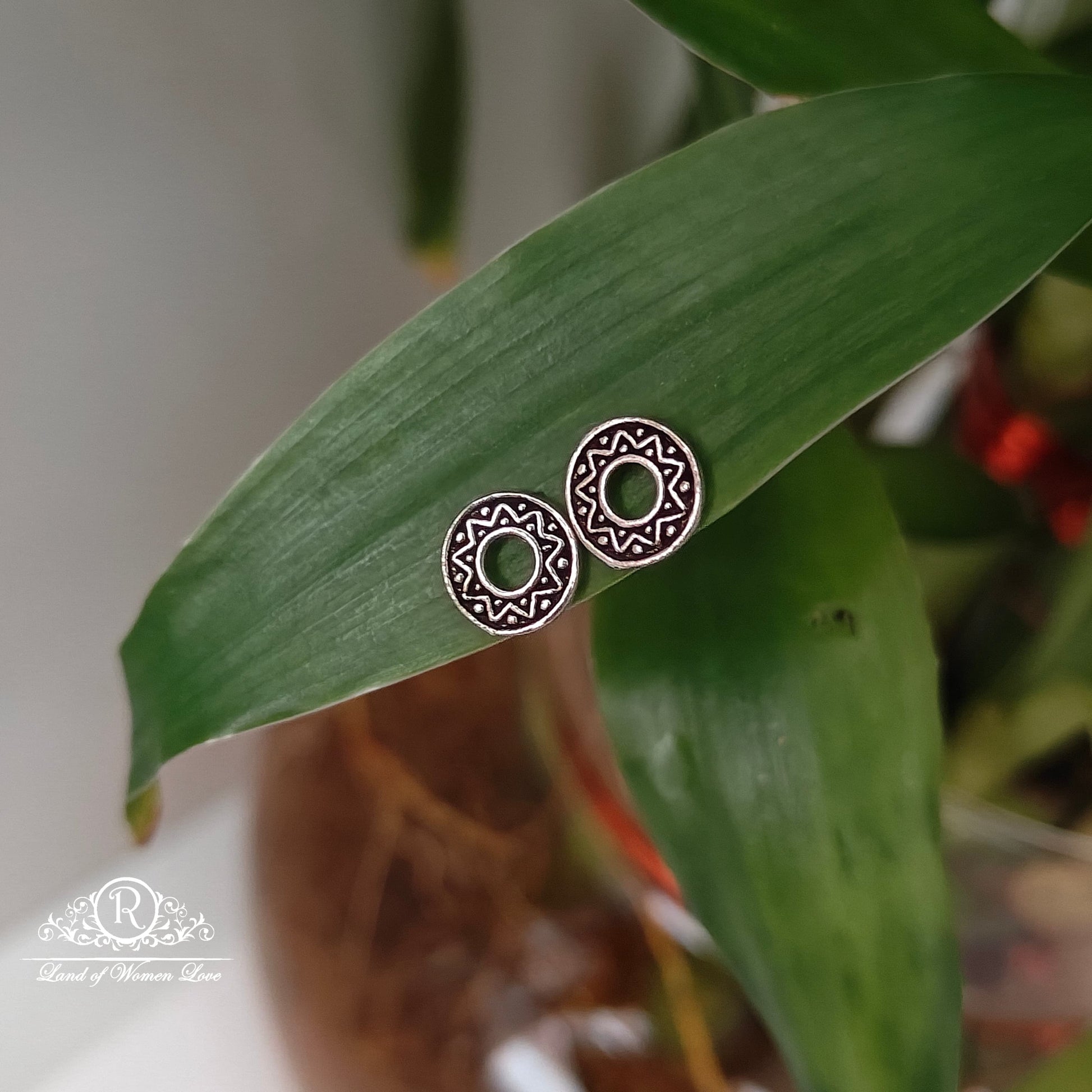 stud silver antique kids earrings -rchs17 92.5 silver ramala jewelry / ramala collections