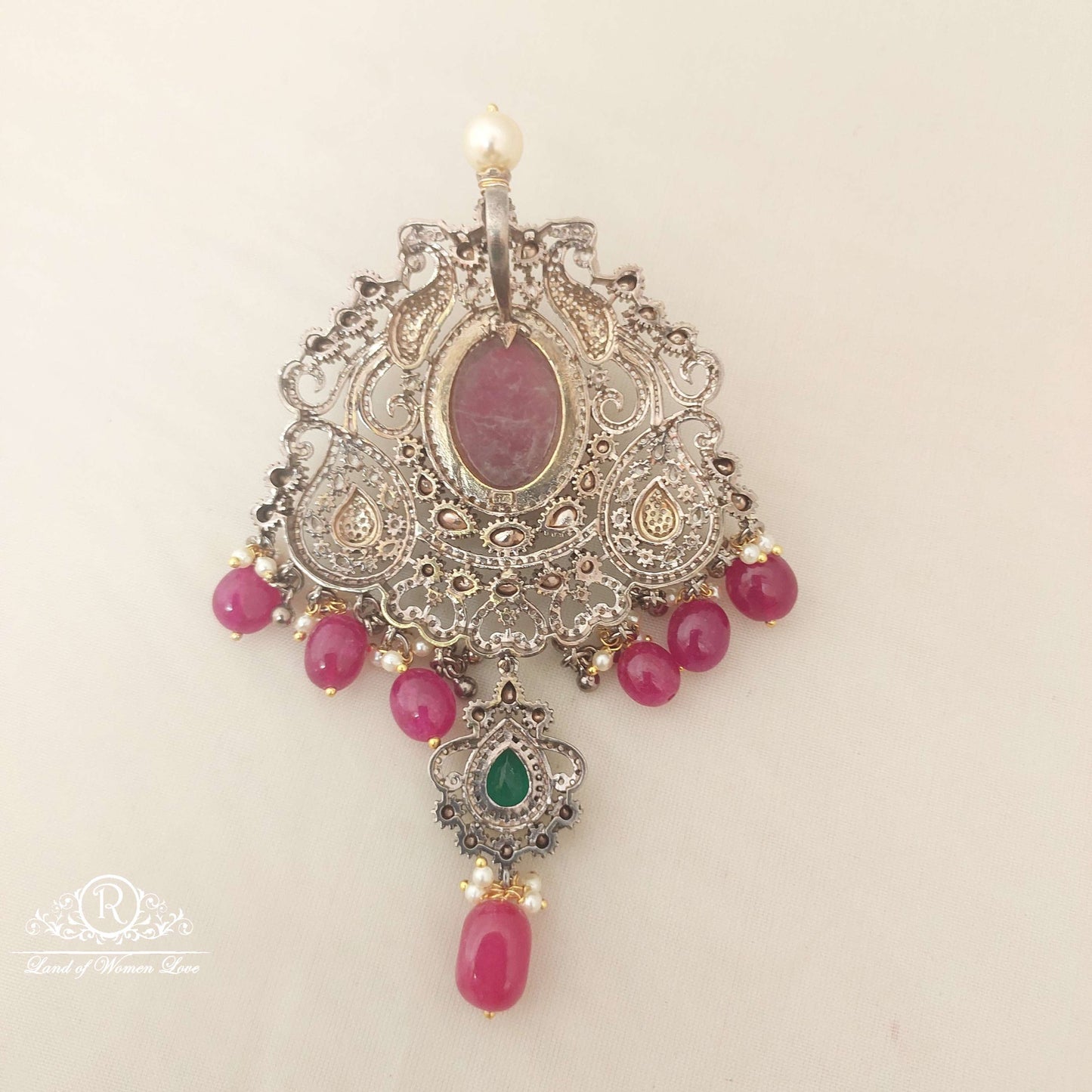 Silver Victoria Moissanite Locket-D045