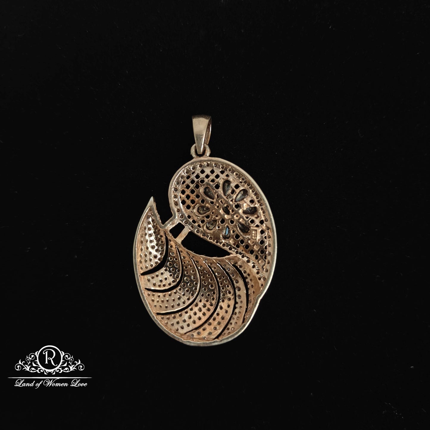 Flower design Silver Locket-RC94-187M03