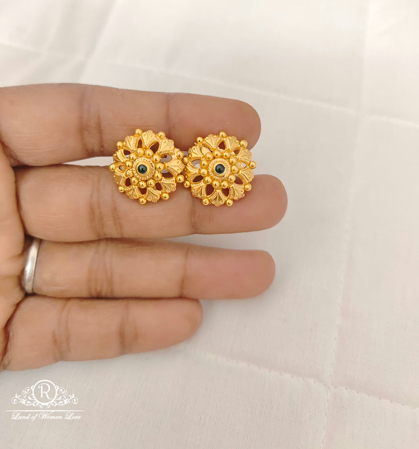 stud silver green stone stud earrings-rcjr224 92.5 silver ramala jewelry / ramala collections