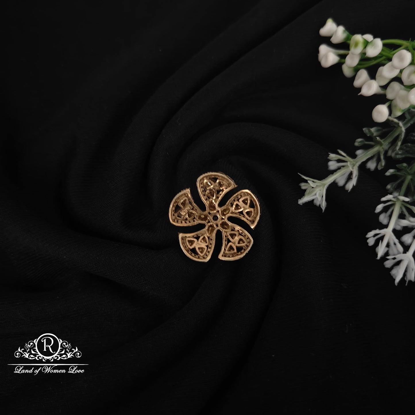 92.5 Silver flower design