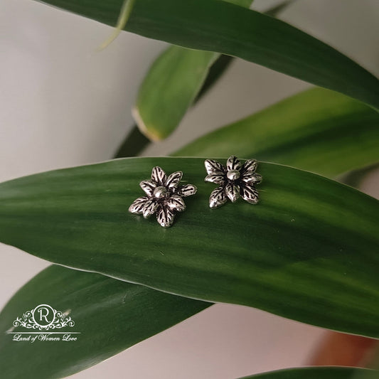 stud silver antique kids earrings -rchs12 92.5 silver ramala jewelry / ramala collections