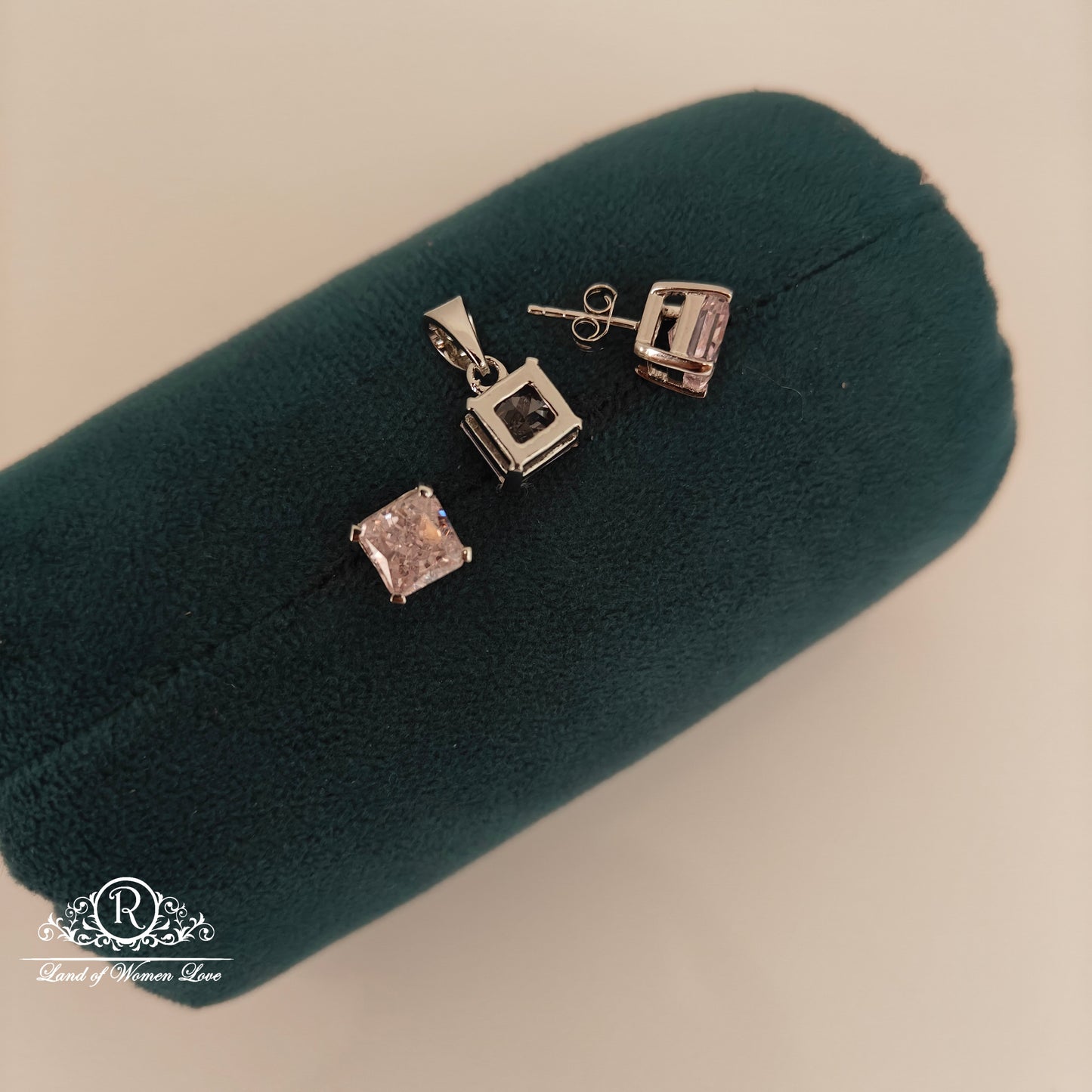 92.5 silver simple and Cute earrings with locket -RCLE06