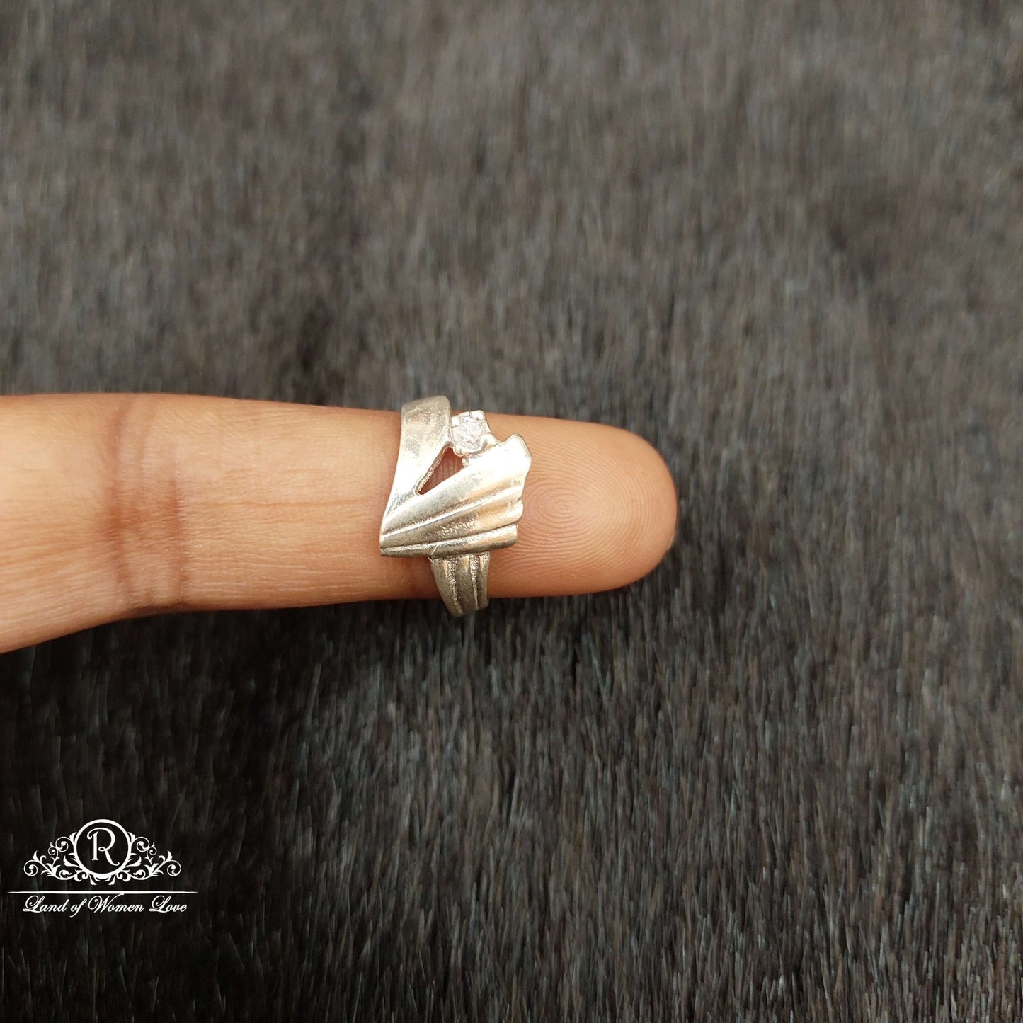 Silver Finger Ring-SS81