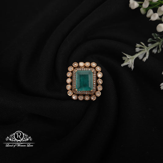 92.5 silver victorian middle green stone side lockets-rcm1072 92.5 silver ramala jewelry / ramala collections