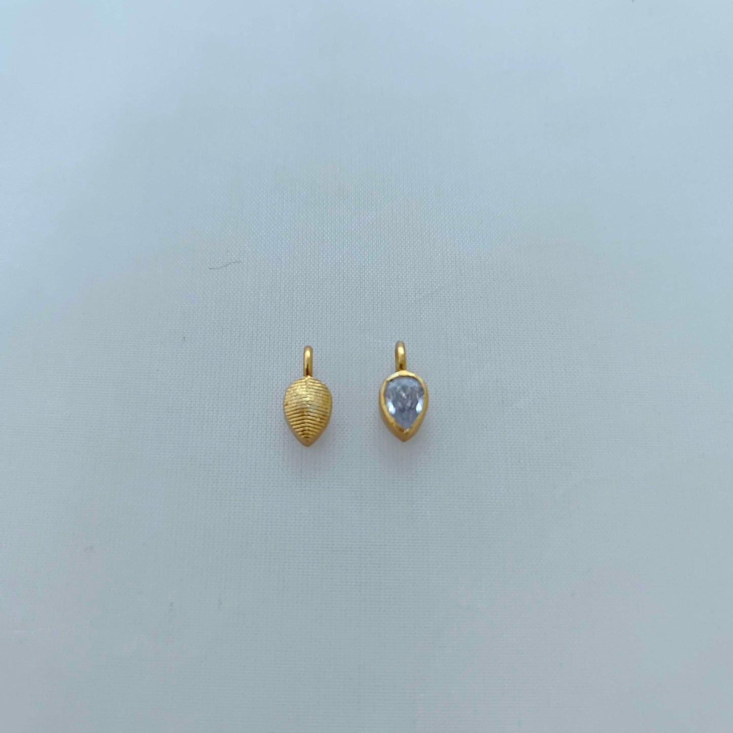 Silver white stone two in one leaf locket-RCA108