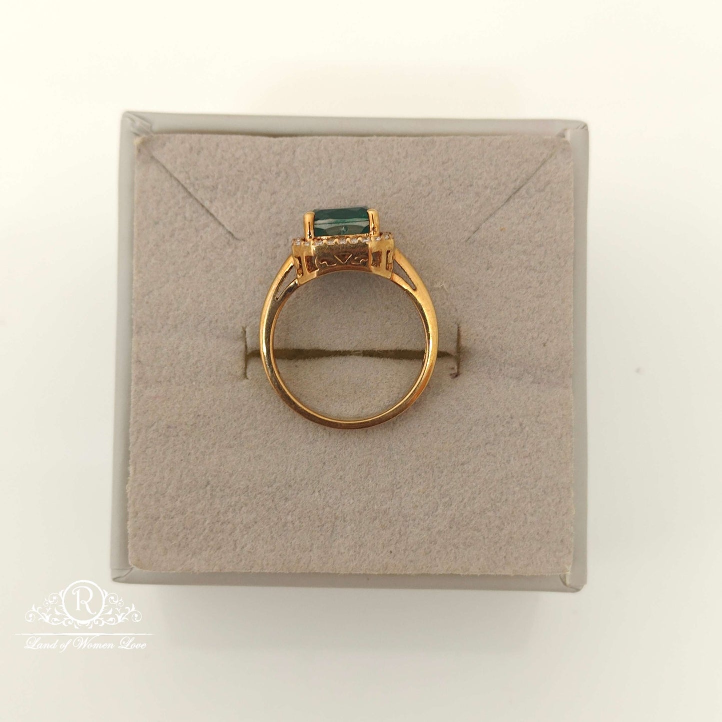 Silver Green Stone Design Finger Ring-RCMJ176