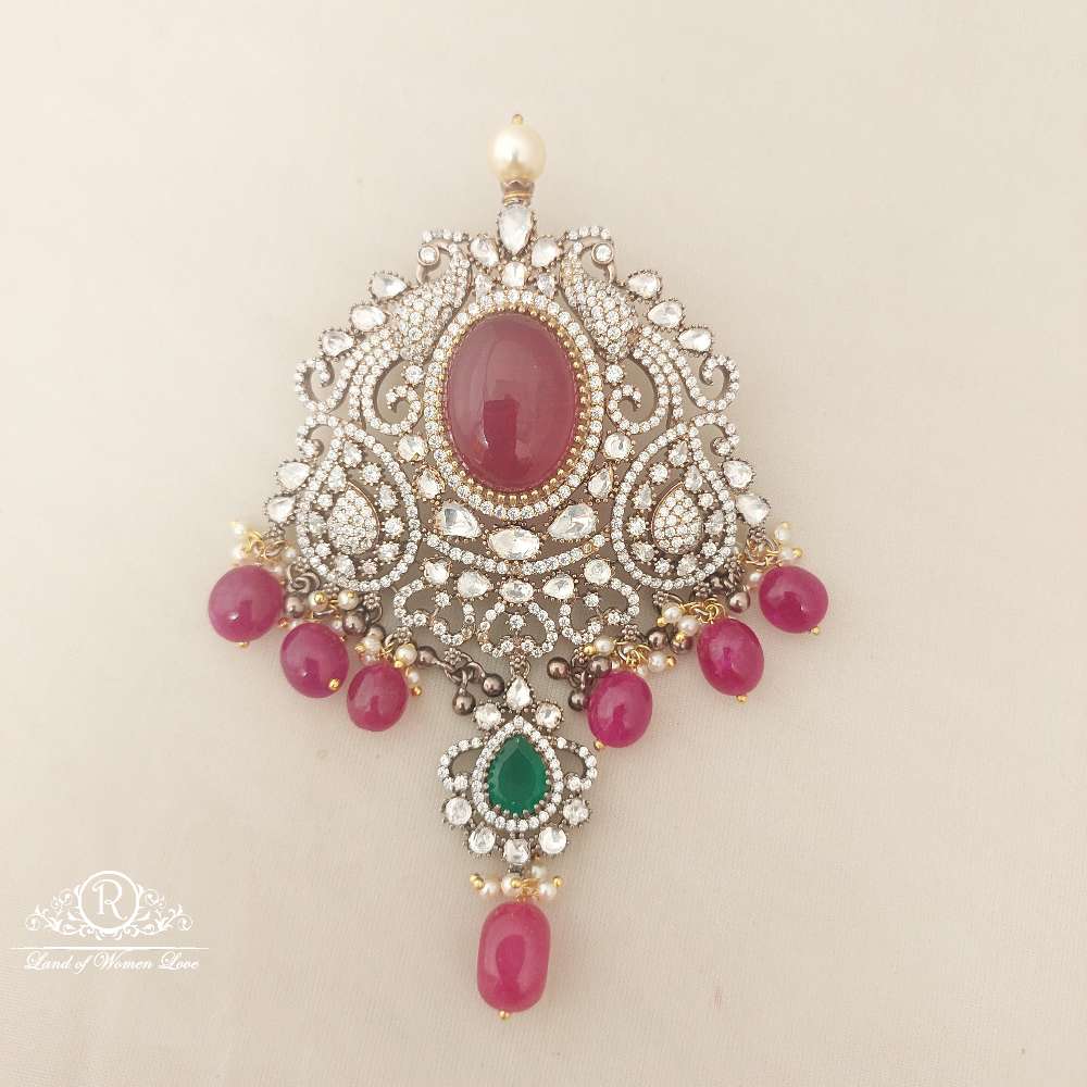 Silver Victoria Moissanite Locket-D045