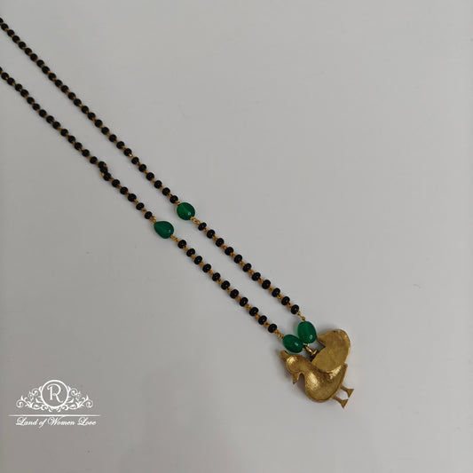 92.5 silver Simple and Cute  Black Beads with kundan stones locket-RCH786