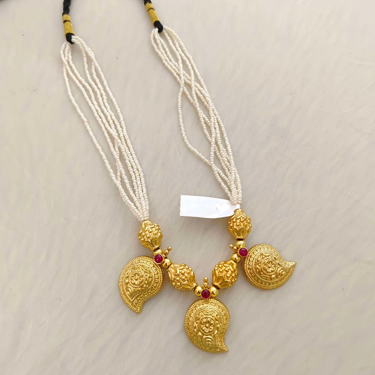 Silver pearls with mango lockets chain -RCT189