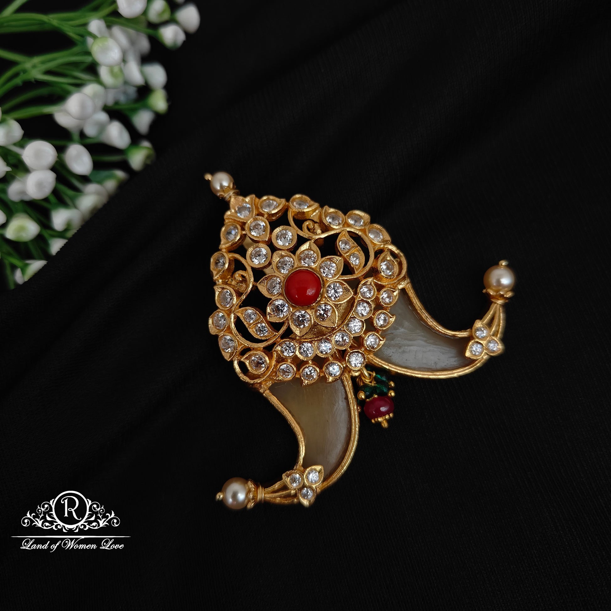 pendant 92.5 silver simple and cute tiger nail pendant with coral and cz- stones -rcjr885 coral 92.5 silver ramala jewelry / ramala collections