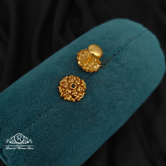 92.5 Silver stud earrings -RCJR924