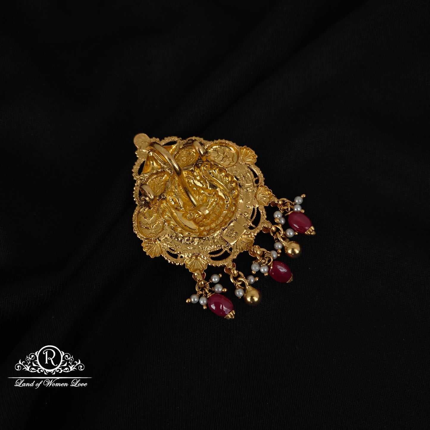 92.5 Silver Lakshmi Devi Design Pendant-RCCP443