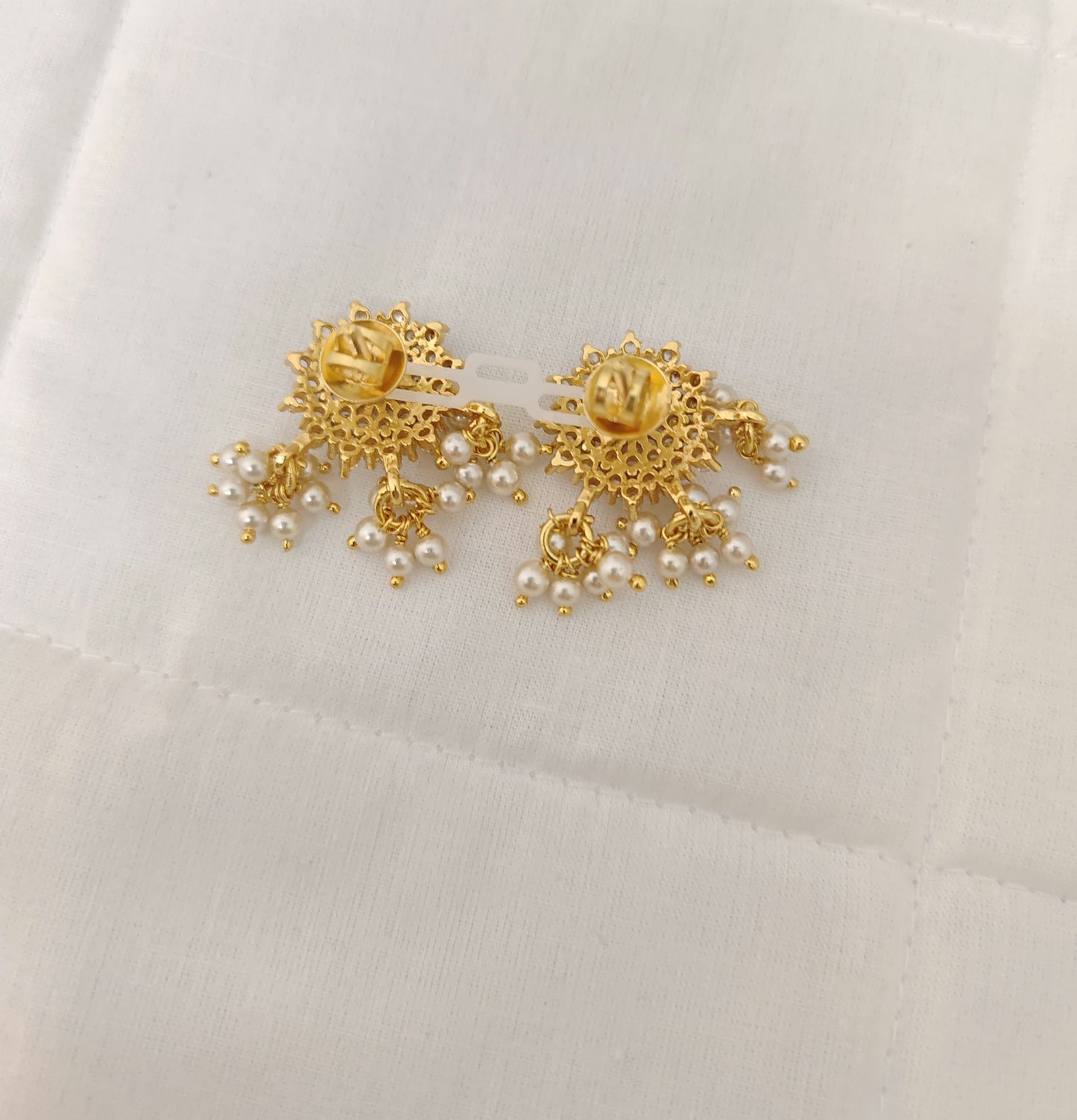 Silver White Stones With Pearls Design Earrings Matching Locket-JR179JR180