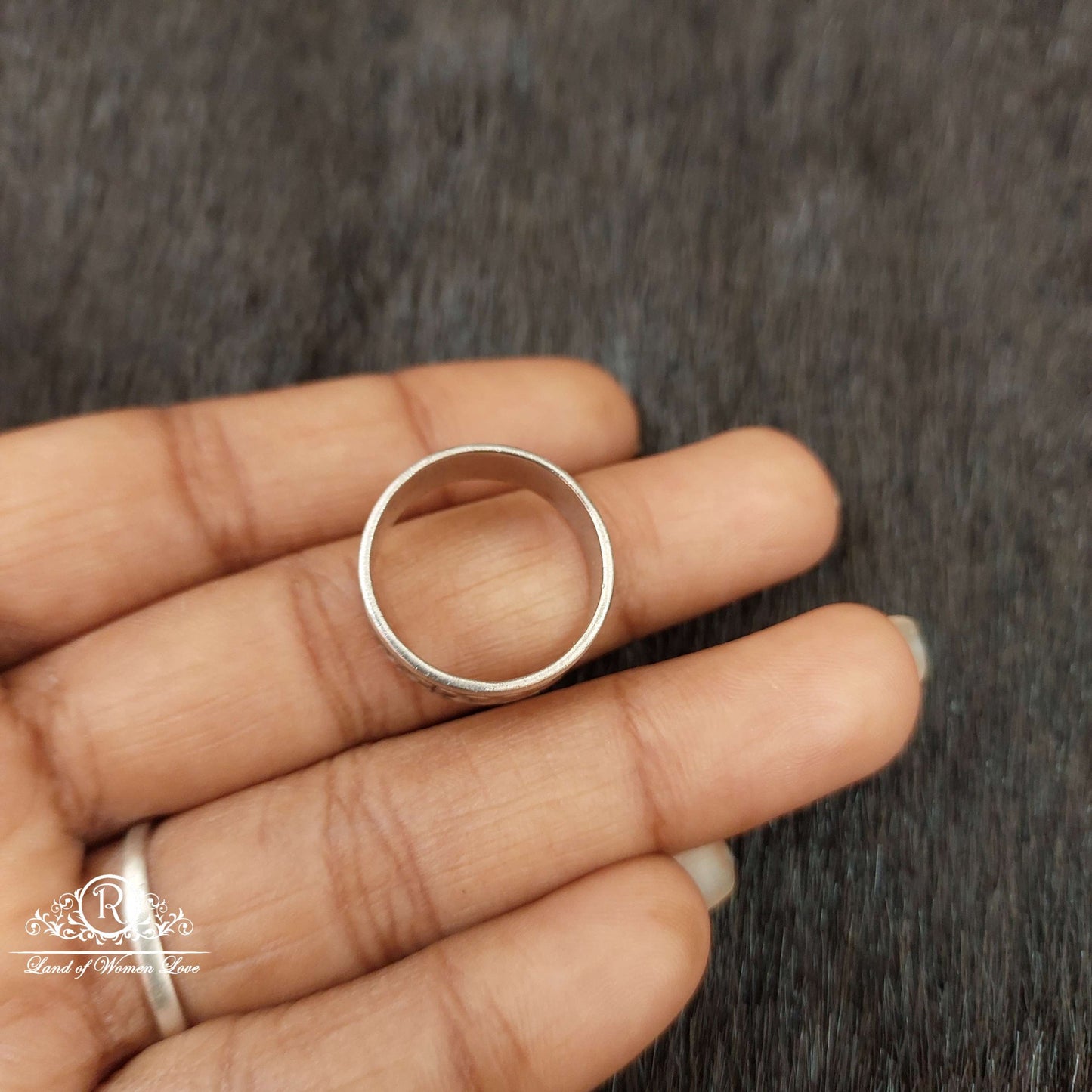 Silver Finger Ring-SS89