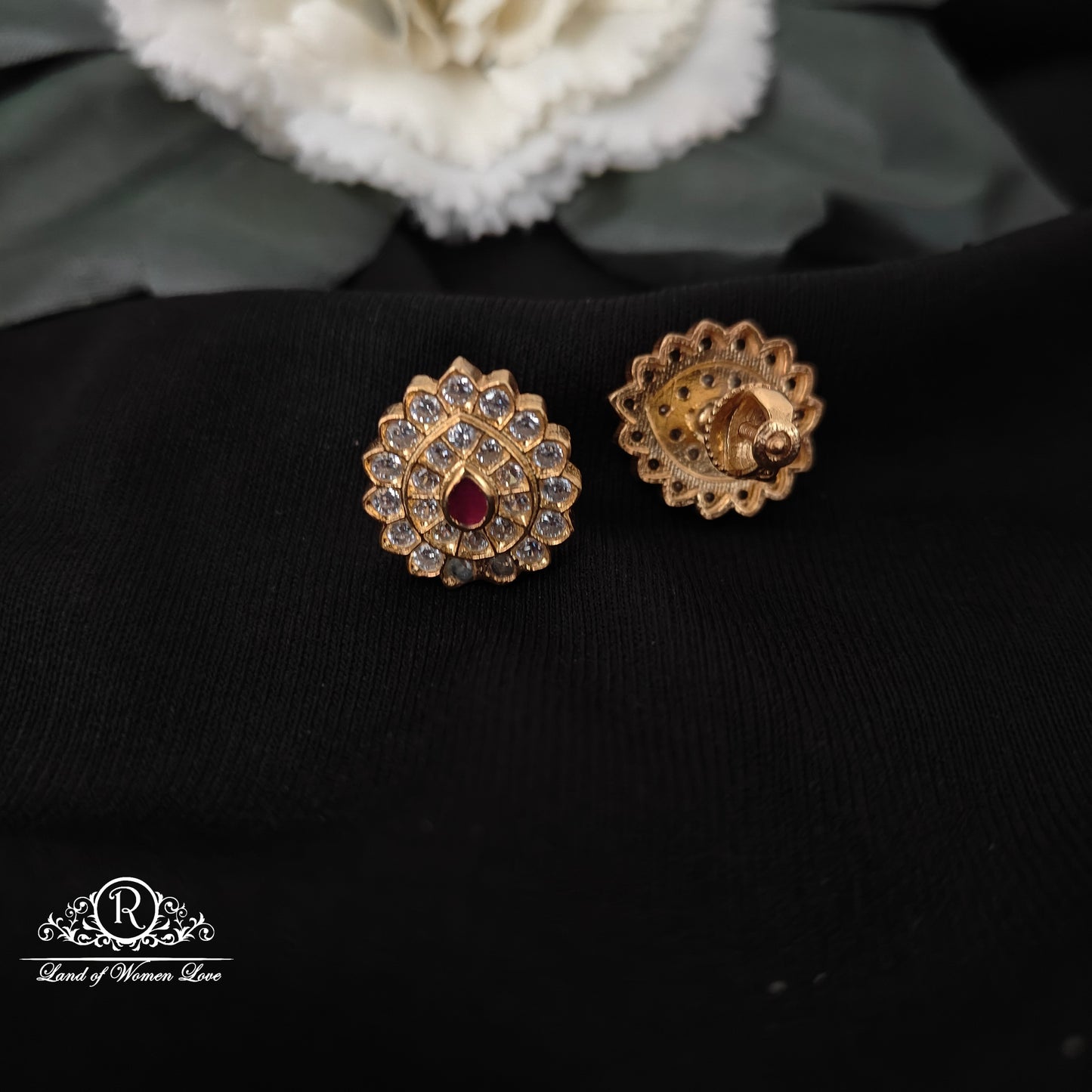 Silver White Stones Stud Earrings-M314