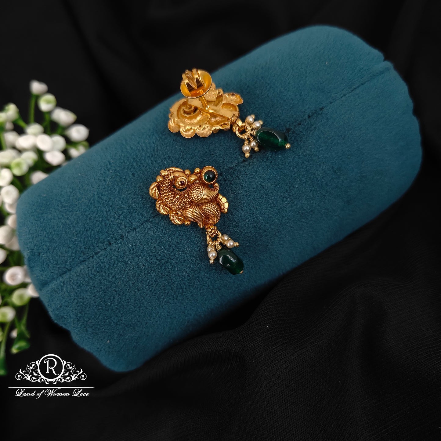 92.5 silver simple and Cute earrings with peacock design-RCM1181