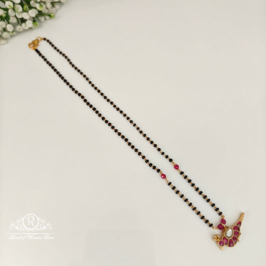 92.5 silver black beads with kundans parrot locket-rch872 92.5 silver ramala jewelry / ramala collections