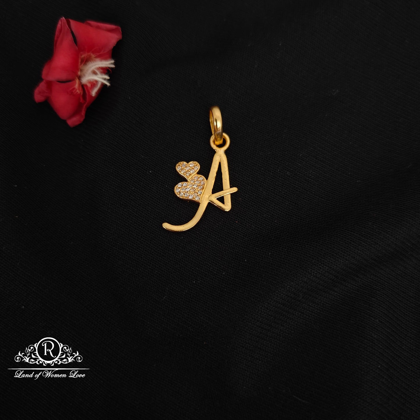 92.5 silver simple and cute locket - rc06m1196 92.5 silver ramala jewelry / ramala collections