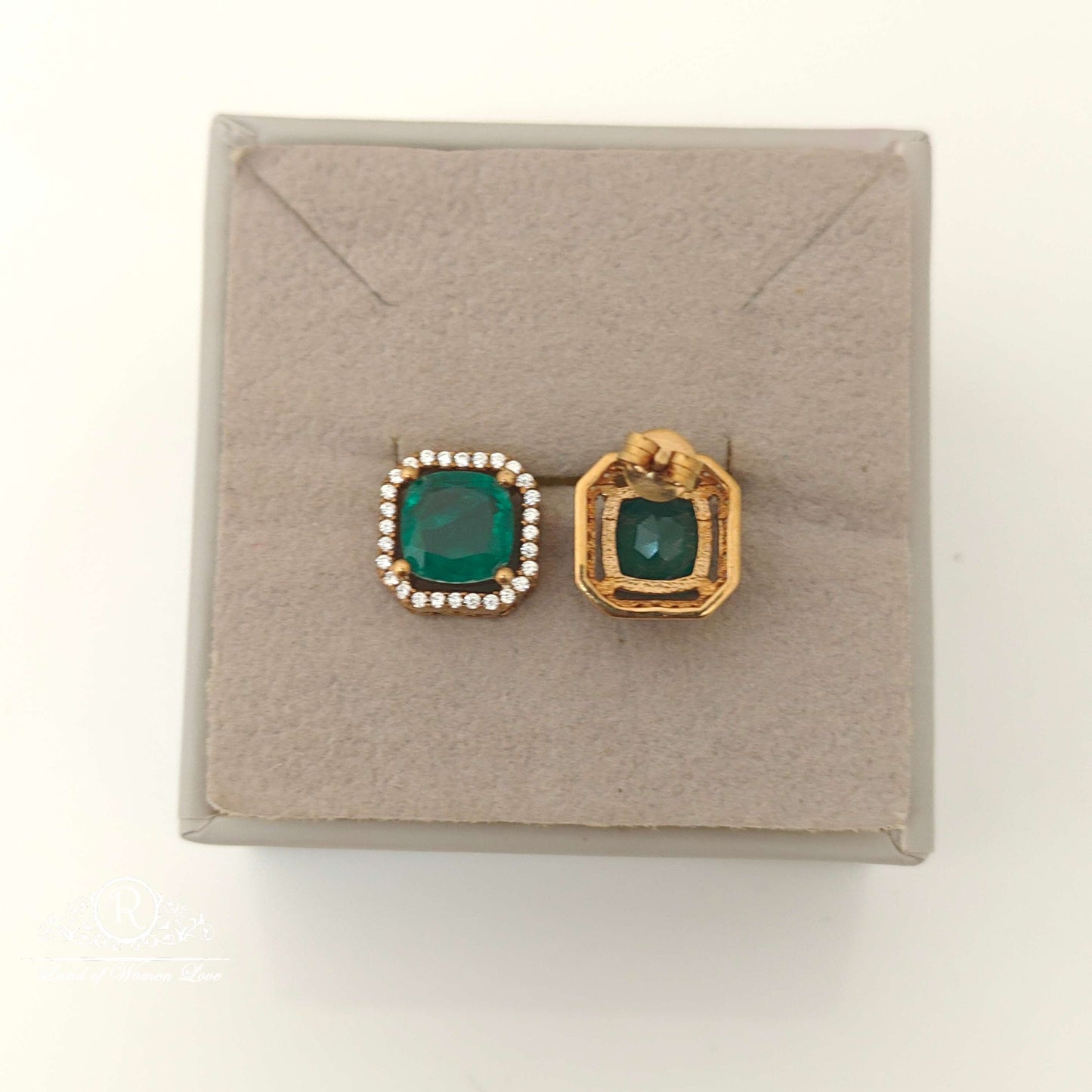 Silver Green Stone Design Stud Earrings-RCMJ174