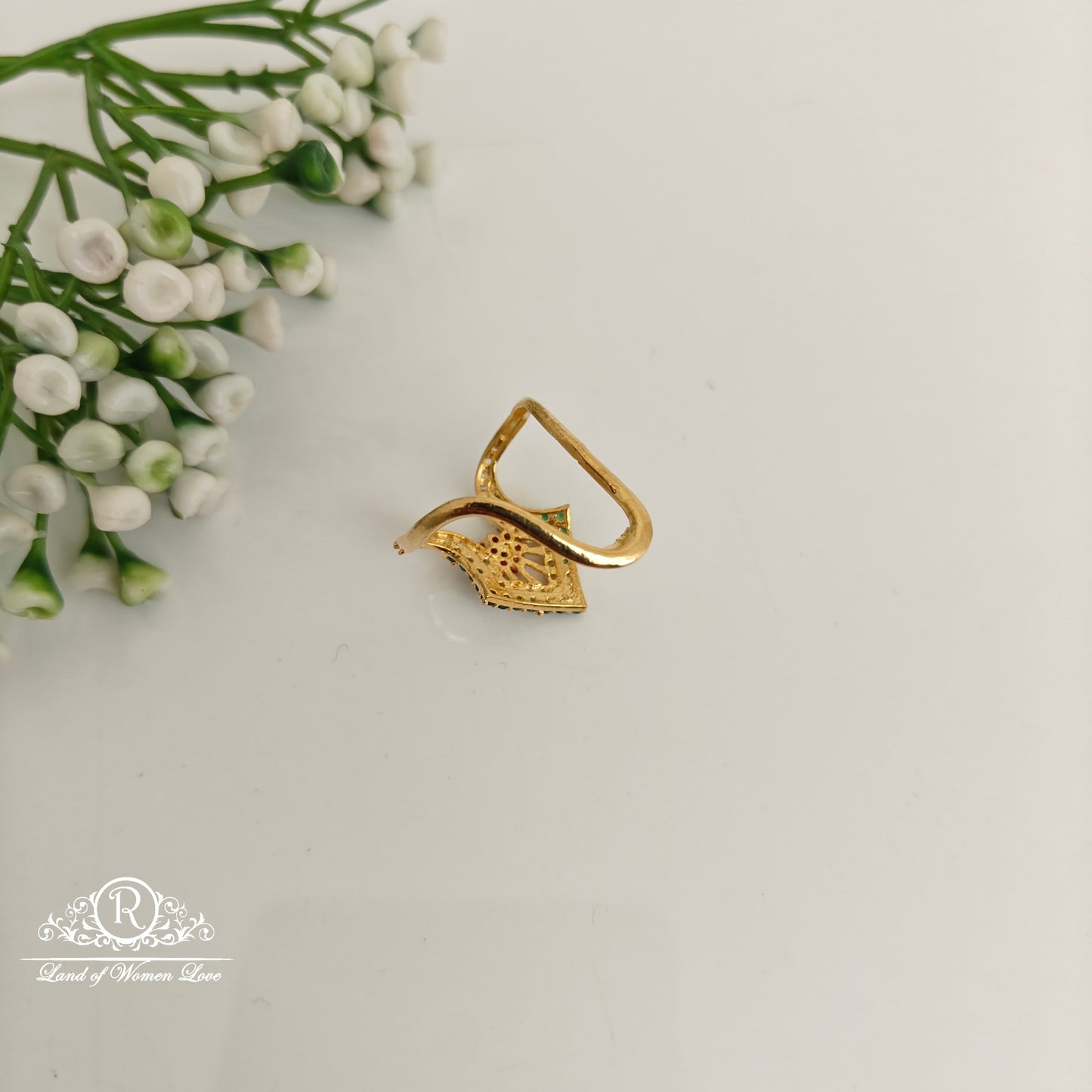 92.5 silver simple and Cute CZ- stones Vanki Ring -RCDS395