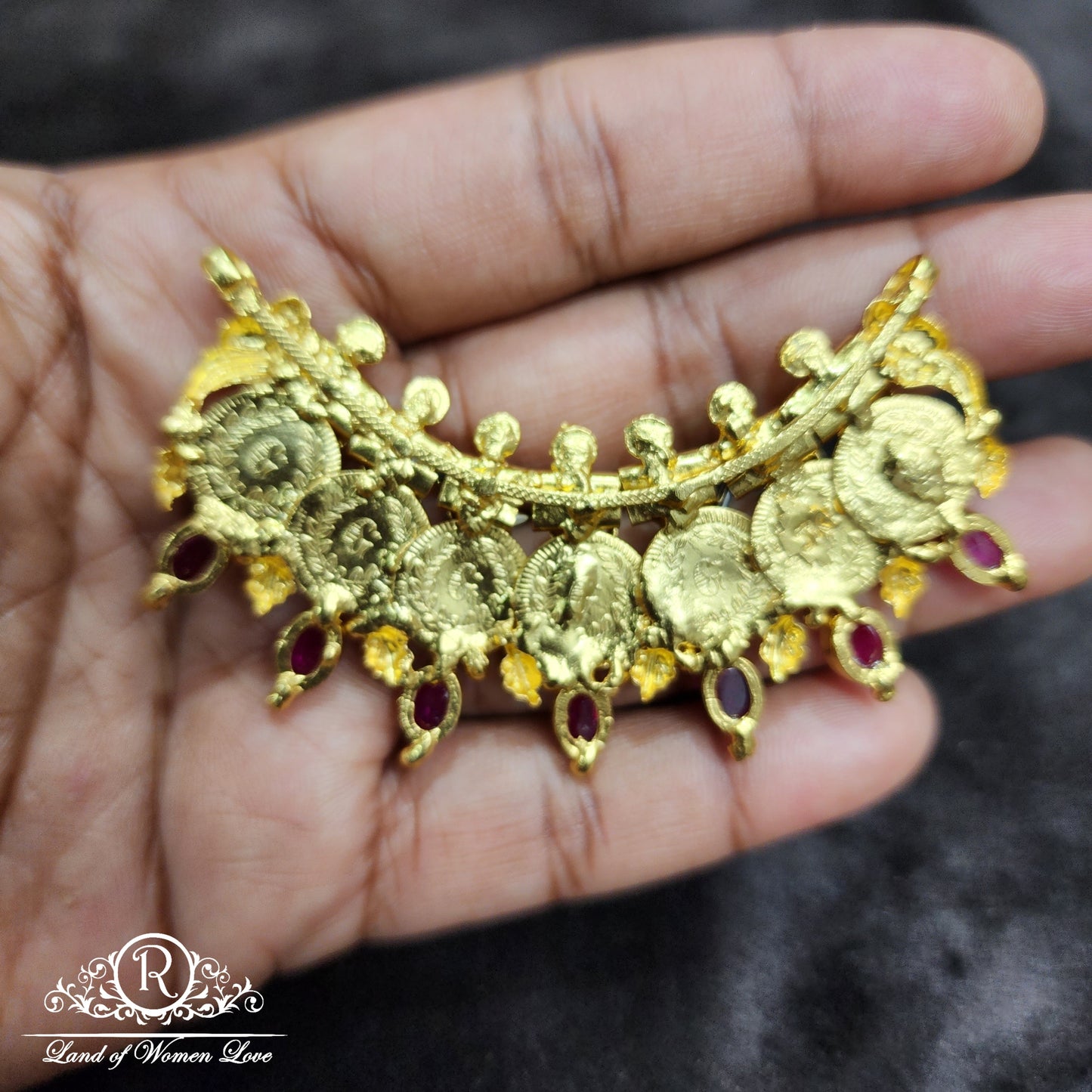 Silver Kasu locket for beads with gold coating - RCHK003