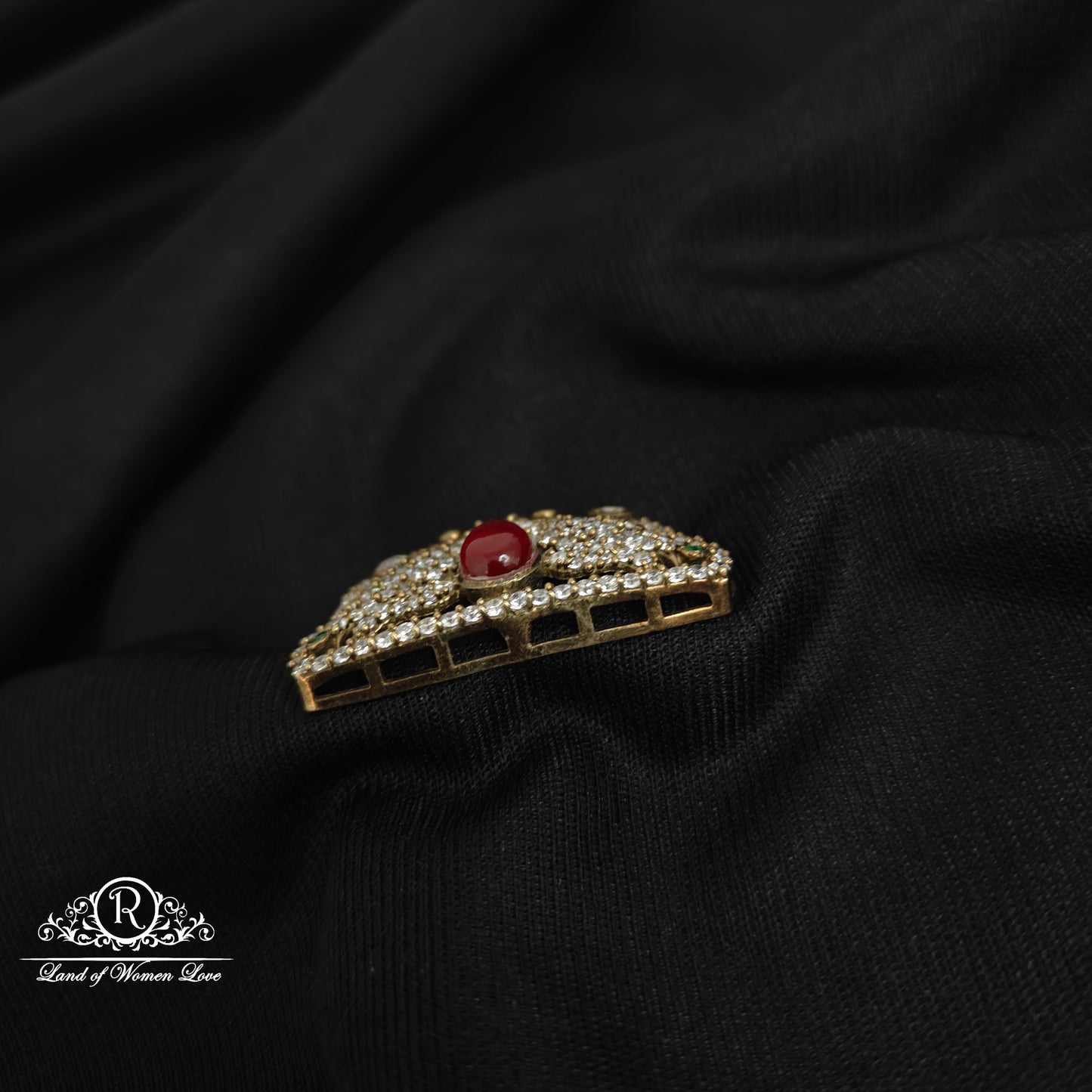 92.5 Silver Victorian peacock design side locket-RCP102