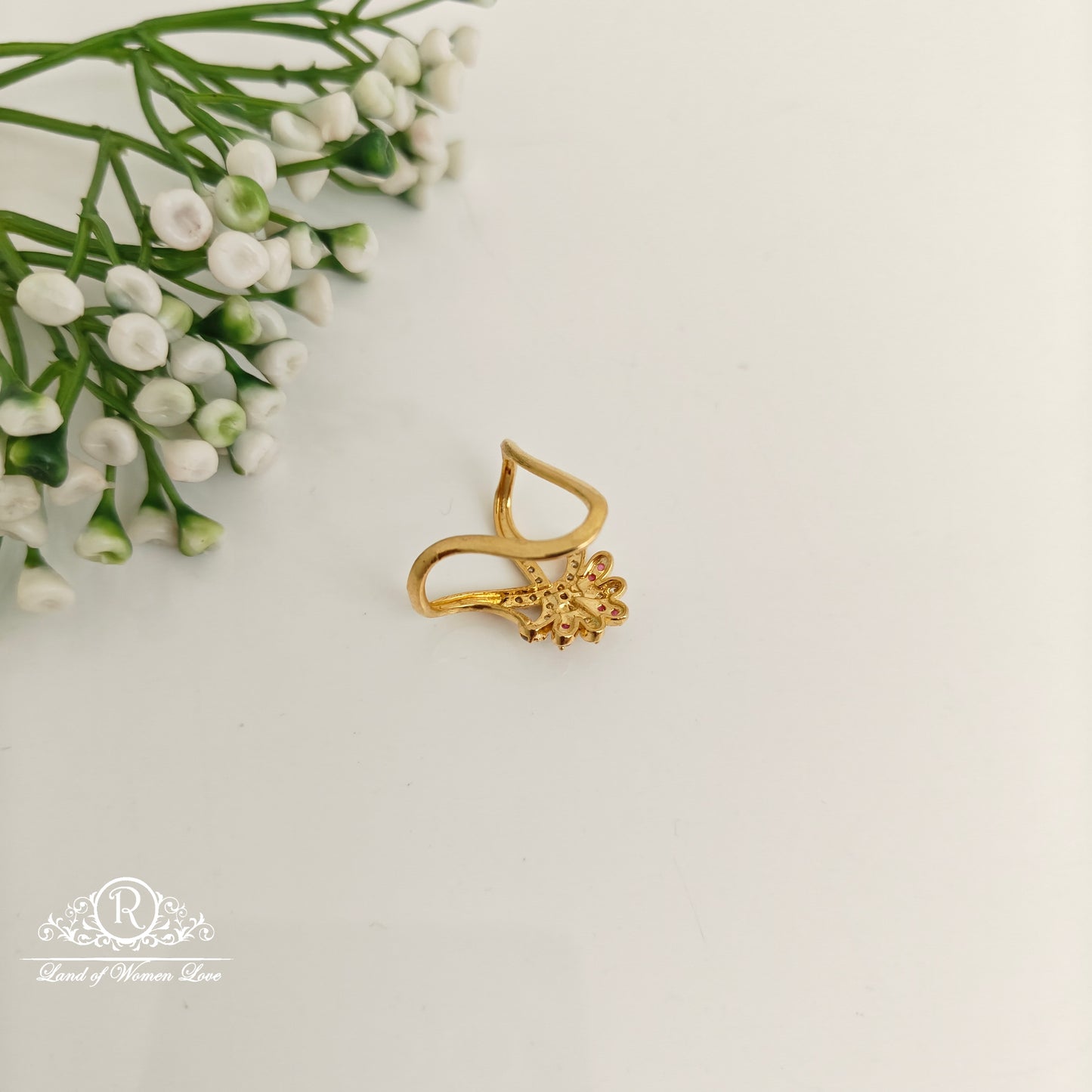 92.5 silver simple and Cute CZ- stones Vanki Ring -RCDS397