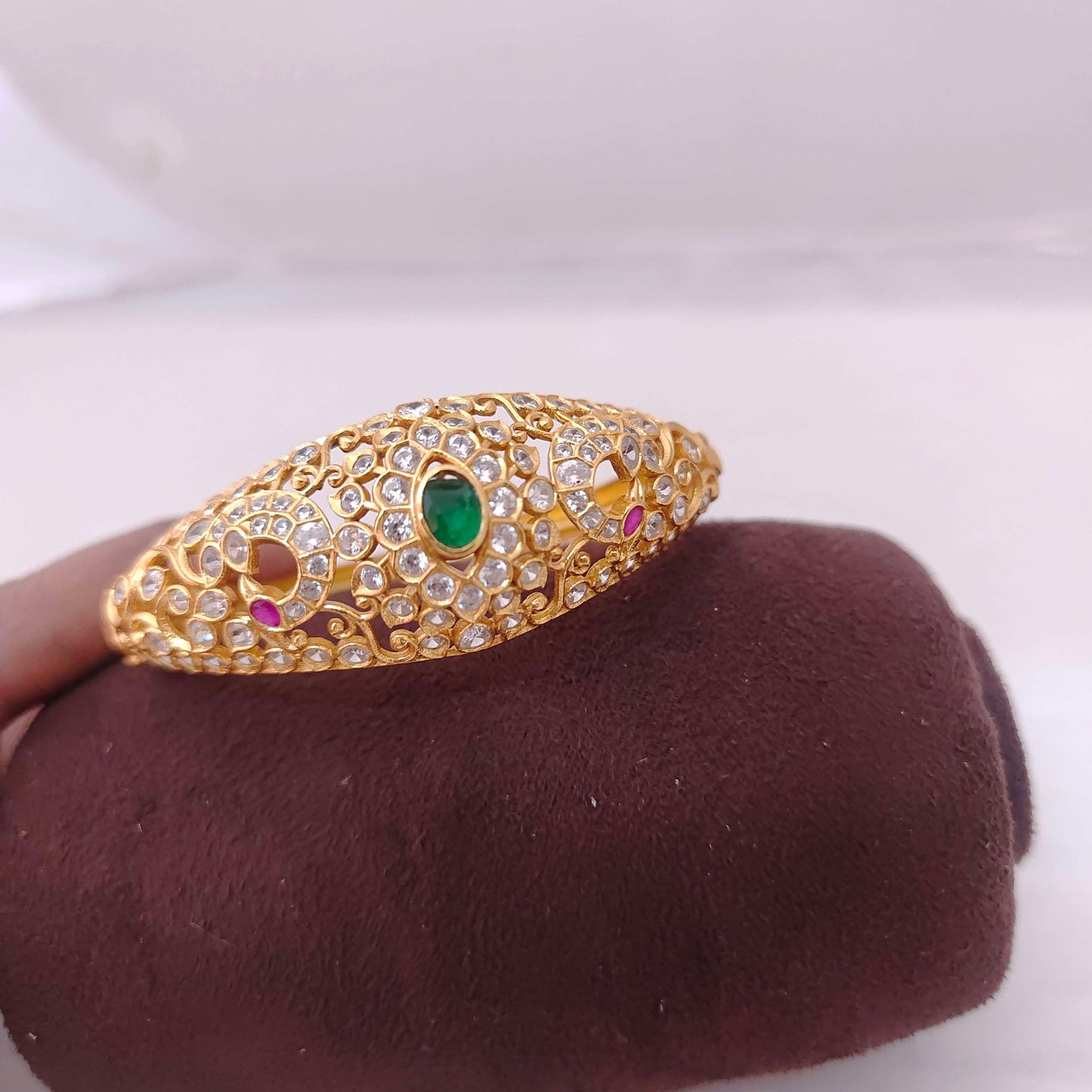 Silver white stone kada-RCC152