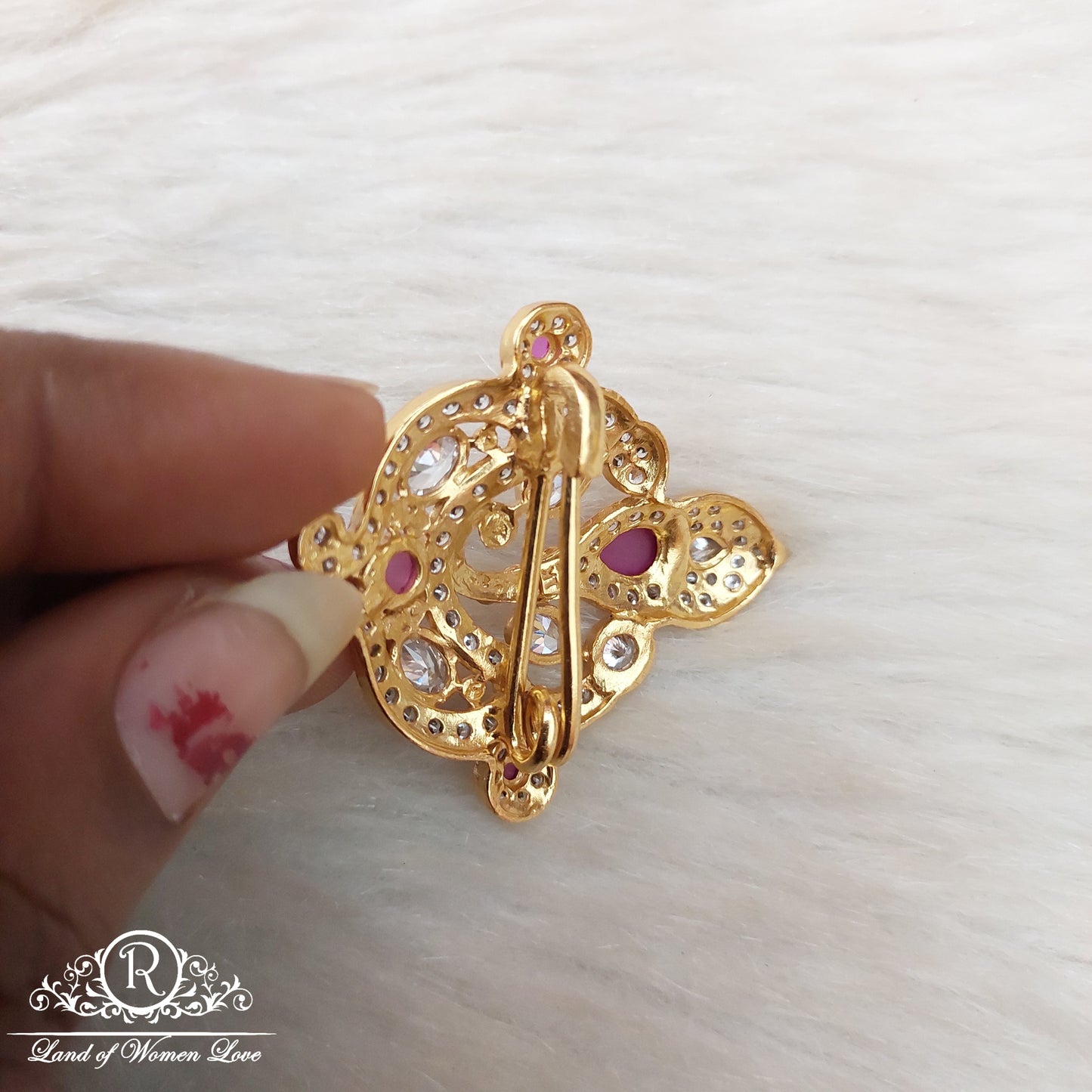 Silver Saree Pin designs