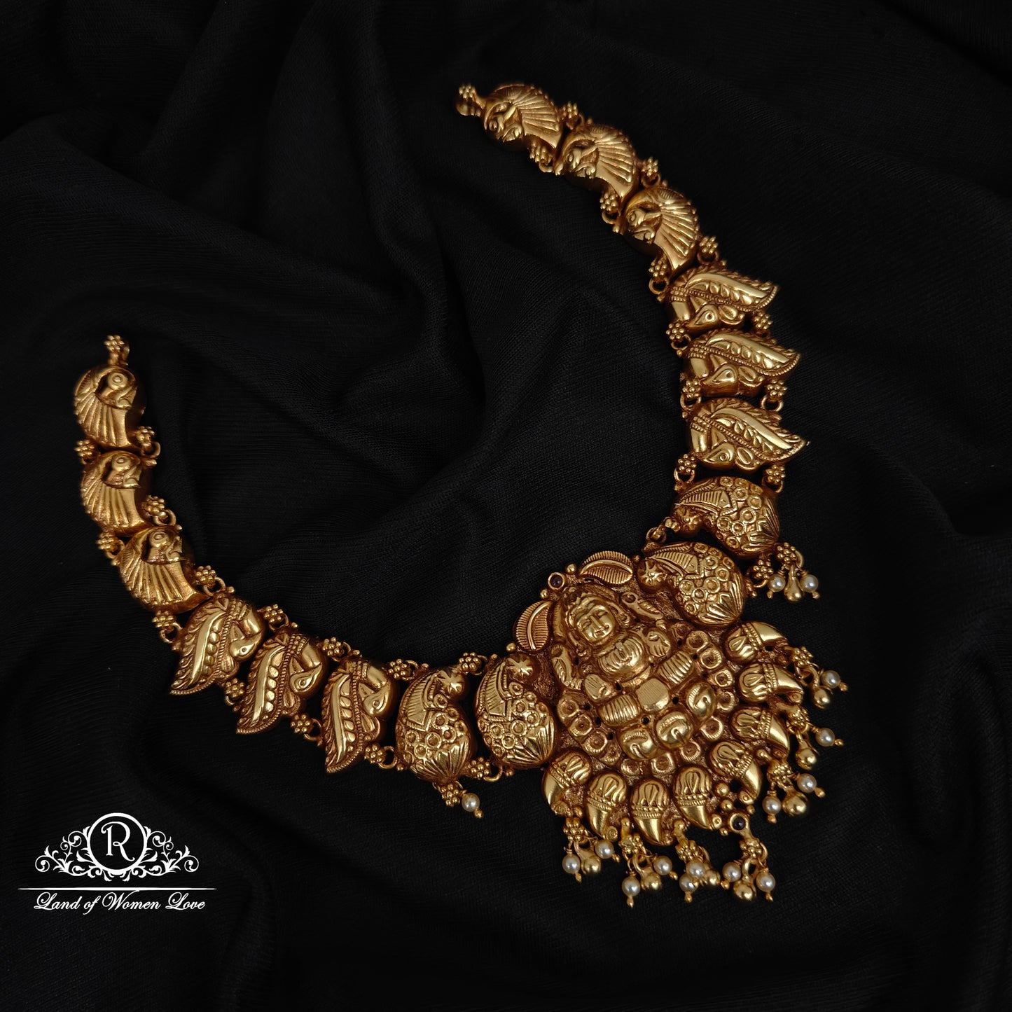 92.5-SILVER LAKSHMI DEVI NECKLACE-RCM1546