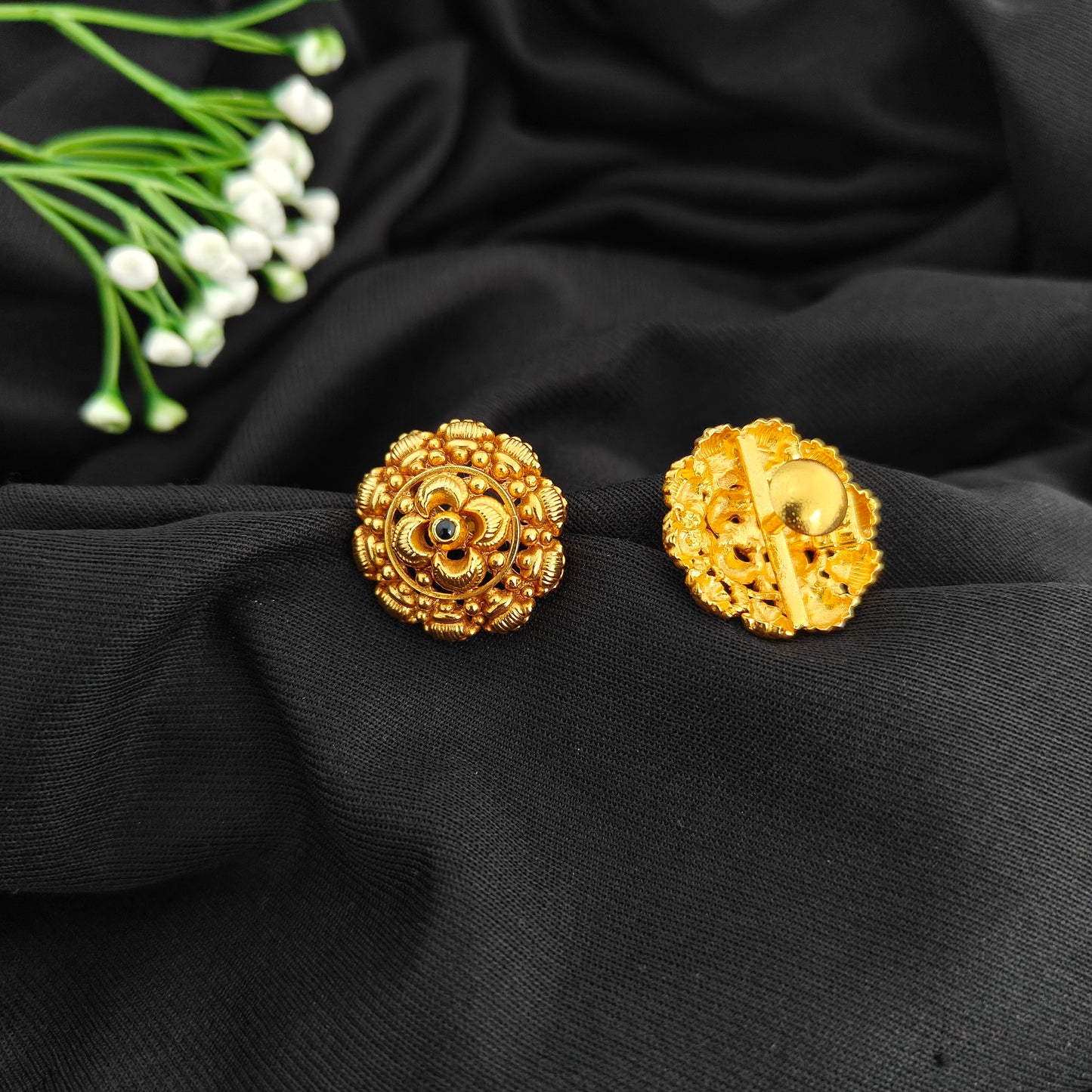 92.5 Silver flower design Earrings-RCM1644