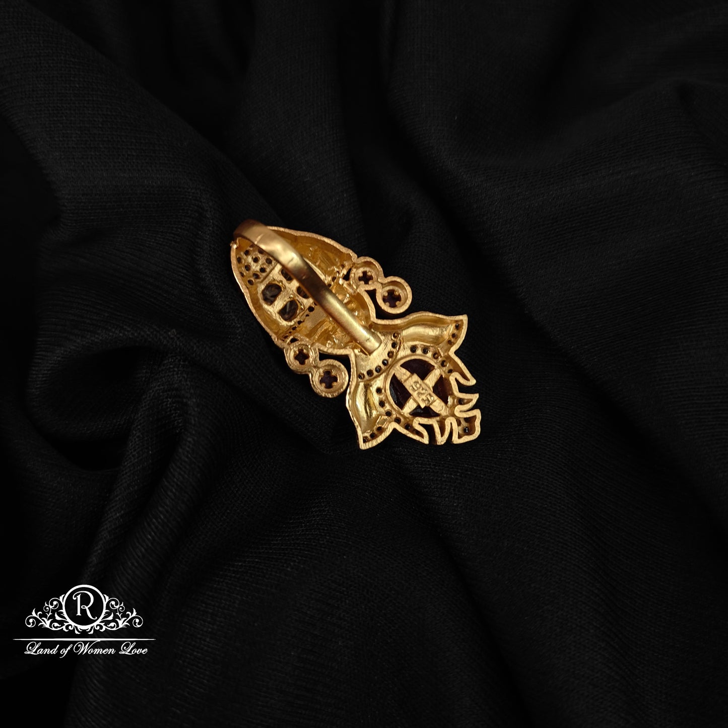 92.5 silver simple and Cute balaji pendent -RCL80