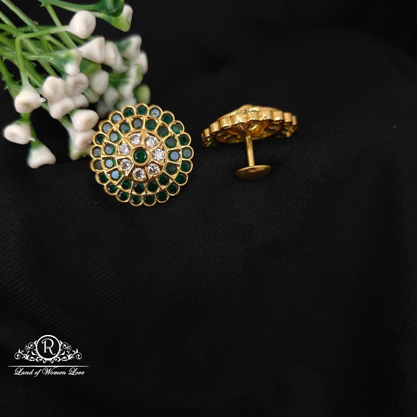 92.5 SILVER WHITE STONE AND GREEN STUDS -RCM1388