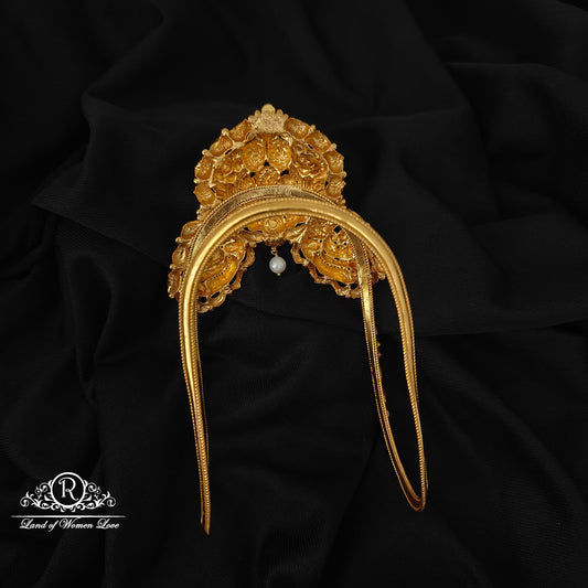 92.5-SILVER PEACOCK DESGIN HAND VANKI -RCZ1081