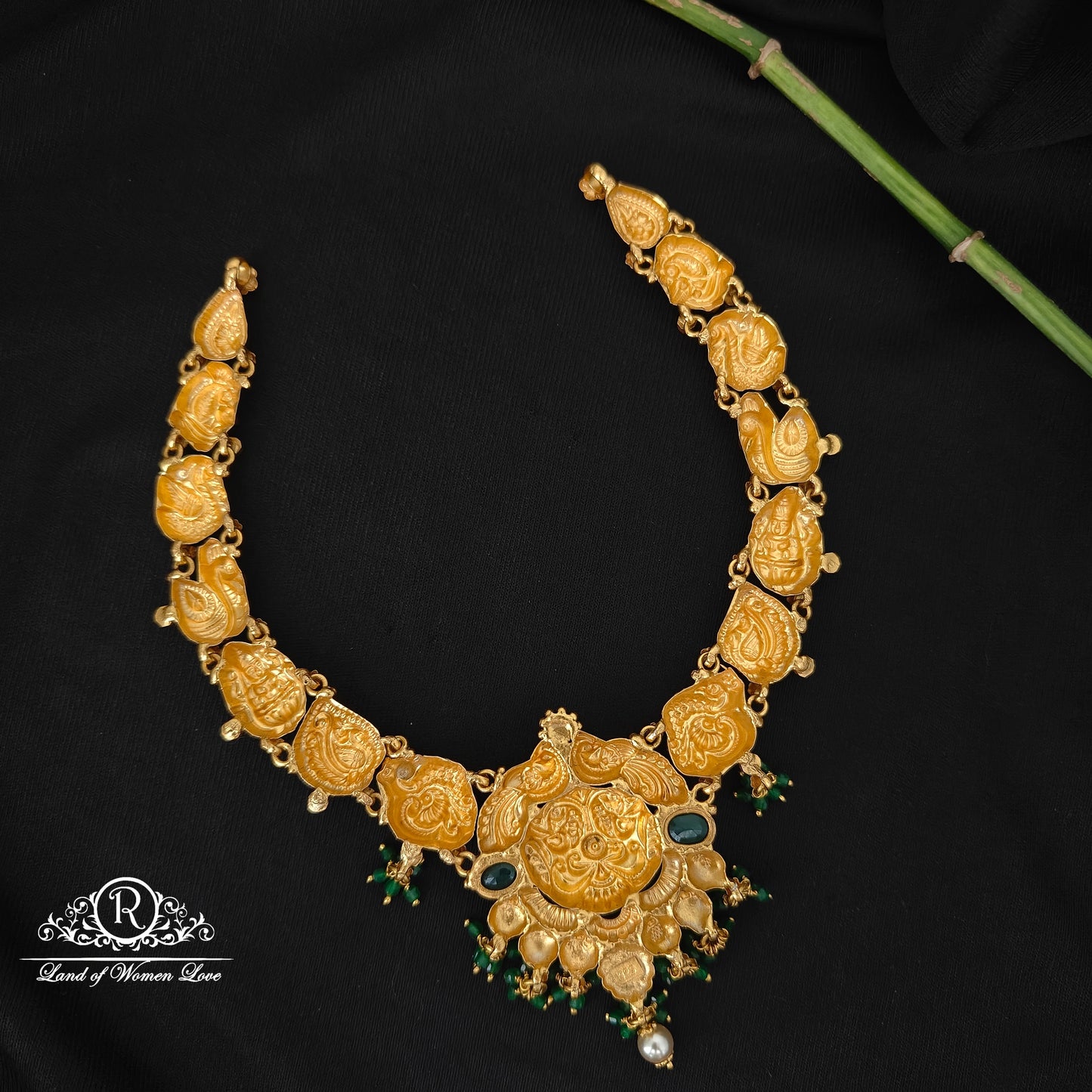 92.5 silver simple and Cute Lakshmi Devi and peacock design nakshi necklace -RCJR1023"