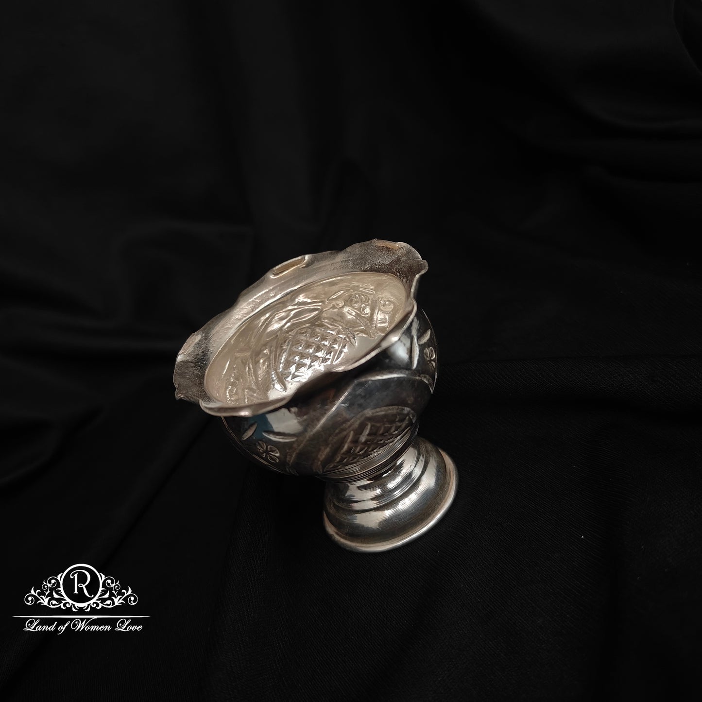 SILVER PRASADAM BOWLS-RCRS078