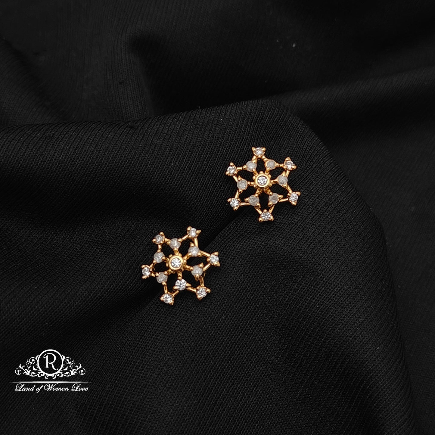 92-5-Silver-Diamond-Earrings-RCCP470-5