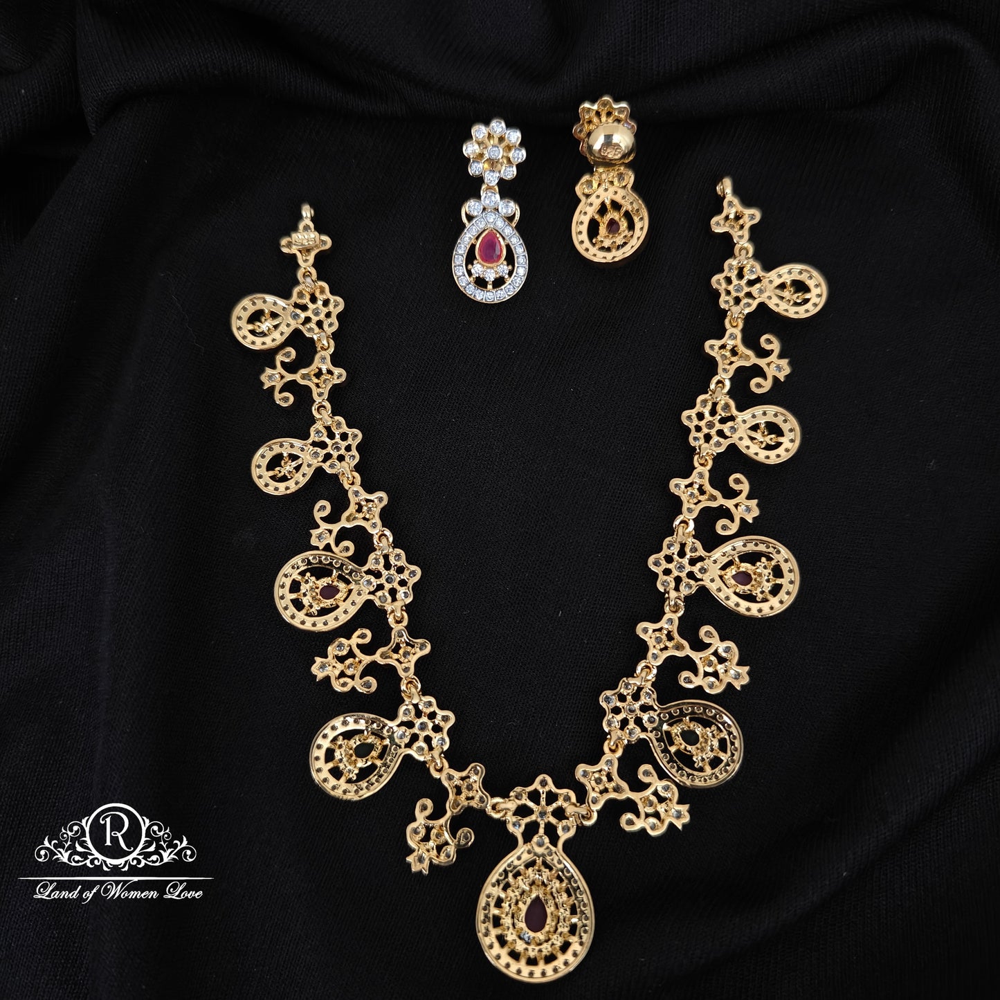 92.5 SILVER DIAMOND FINISHING NECKLACE WITH EARRINGS-RCHD113