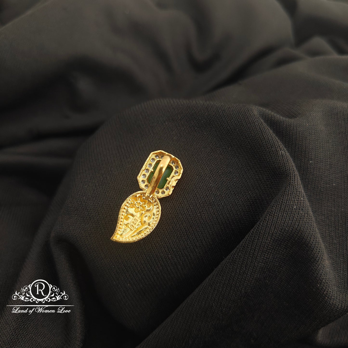 92.5 Silver with gold polish pendant -RCR227