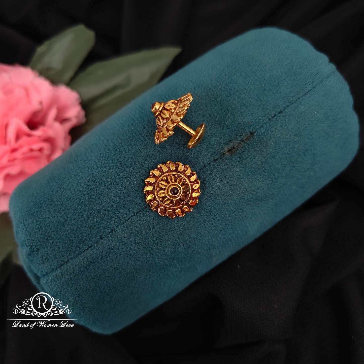 92.5-SILVER STUDS -RCZ1016