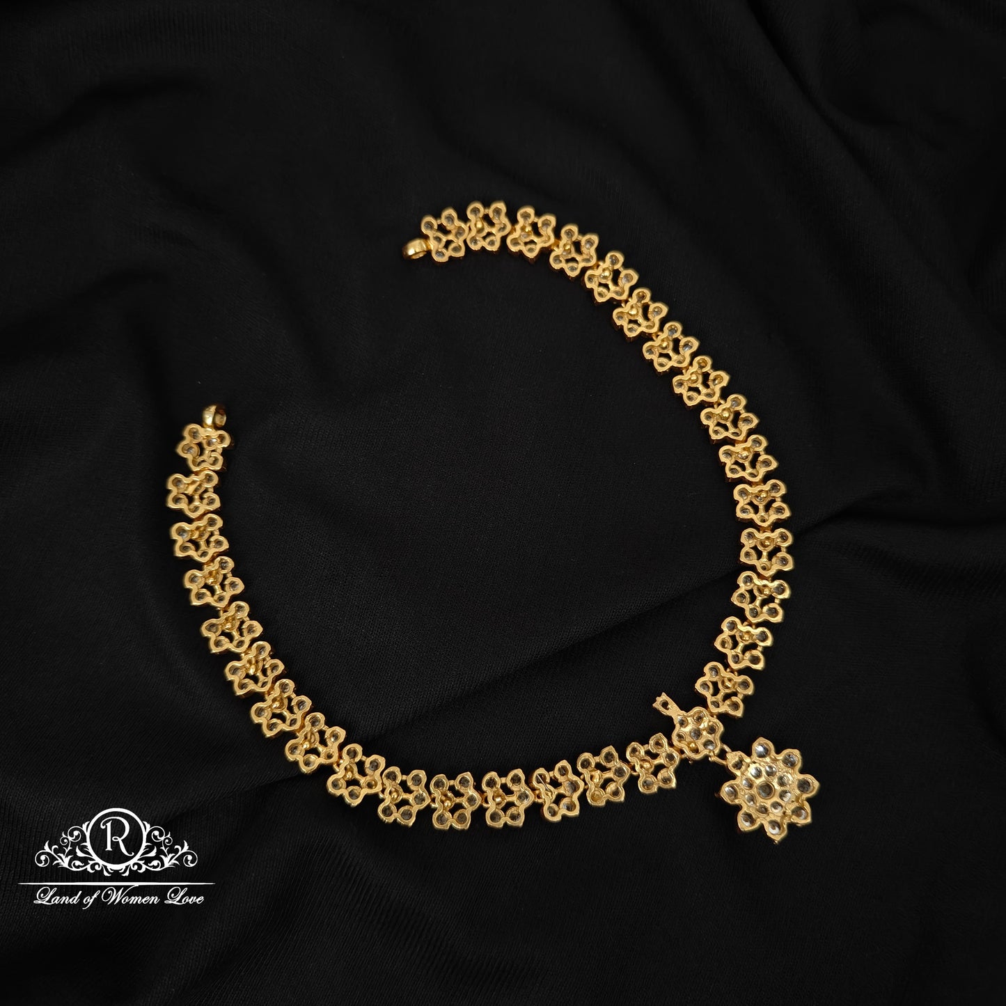 92.5 SILVER WHITE STONE NECKLACE-RCM1421