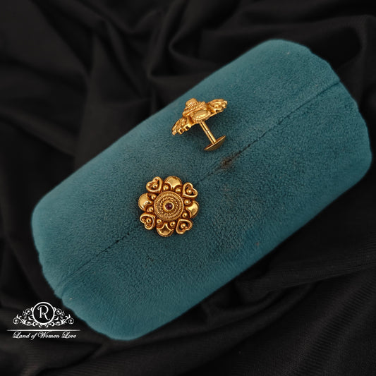 92.5-SILVER SMALL STUDS-RCM1493