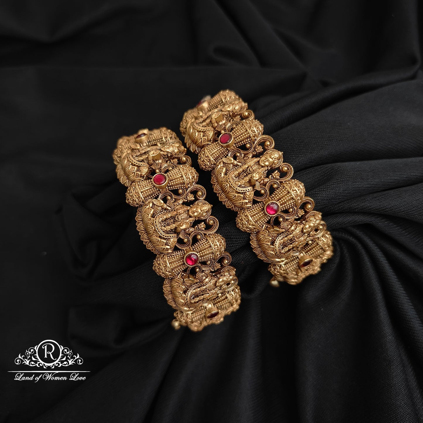 92.5-SILVER 3DDESGIN LAKSHMI DEVI BANGLES-RCAZ08