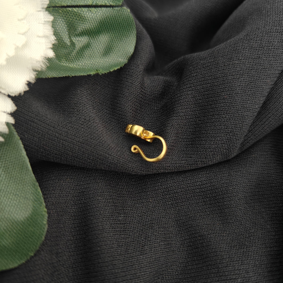 92.5-silver with gold polish Nose Pin-RCH1339